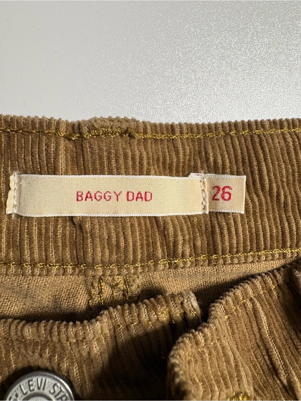 Levi's Baggy Dad Brown Corduroy Pants Size 26 High Rise Straight Wide Leg - Picture 2 of 6